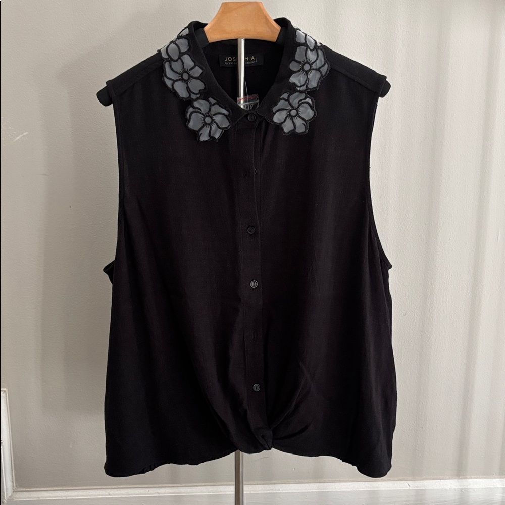Jos. A. Bank Black Blouse with Gray Floral Collar